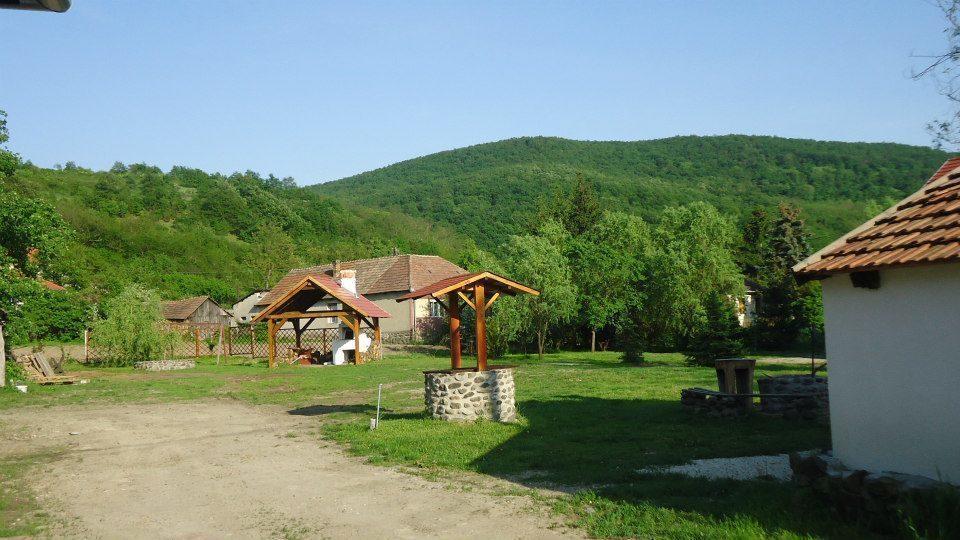 Toldi Vendégház Felsőtold Exterior foto