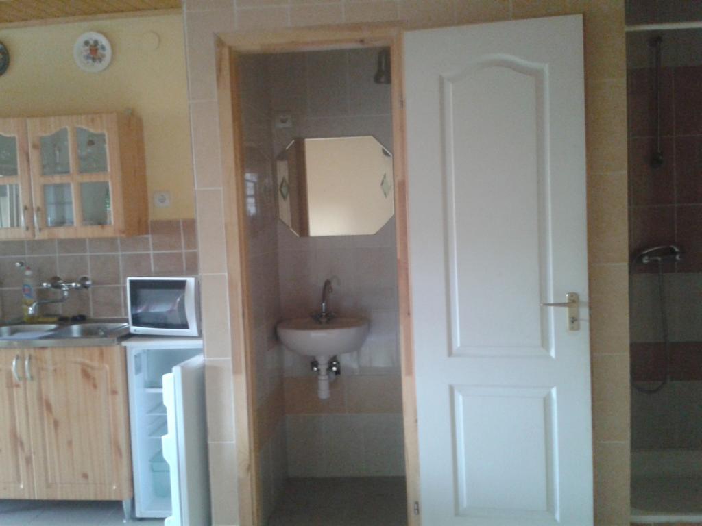 Toldi Vendégház Felsőtold Exterior foto