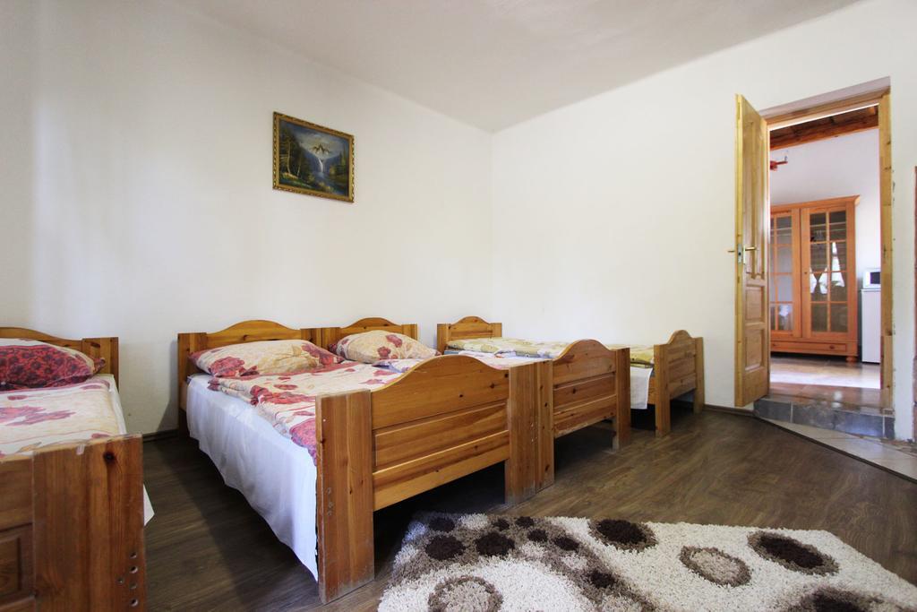 Toldi Vendégház Felsőtold Exterior foto